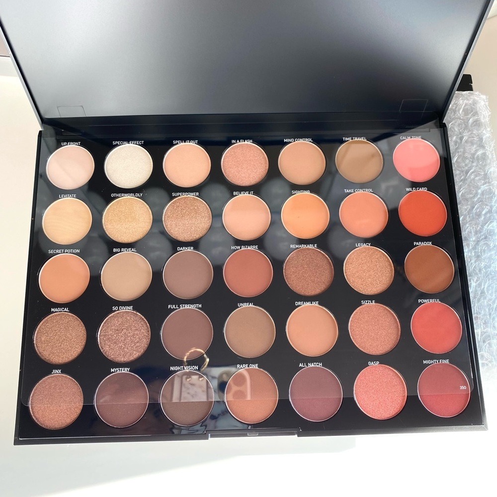 Morphe 35O Supernatural Glow Eyeshadow Palette - BRAND NEW IN ORIGINAL PACKAGING